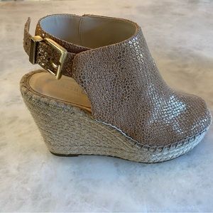 Kenneth Cole booties/platform wedge